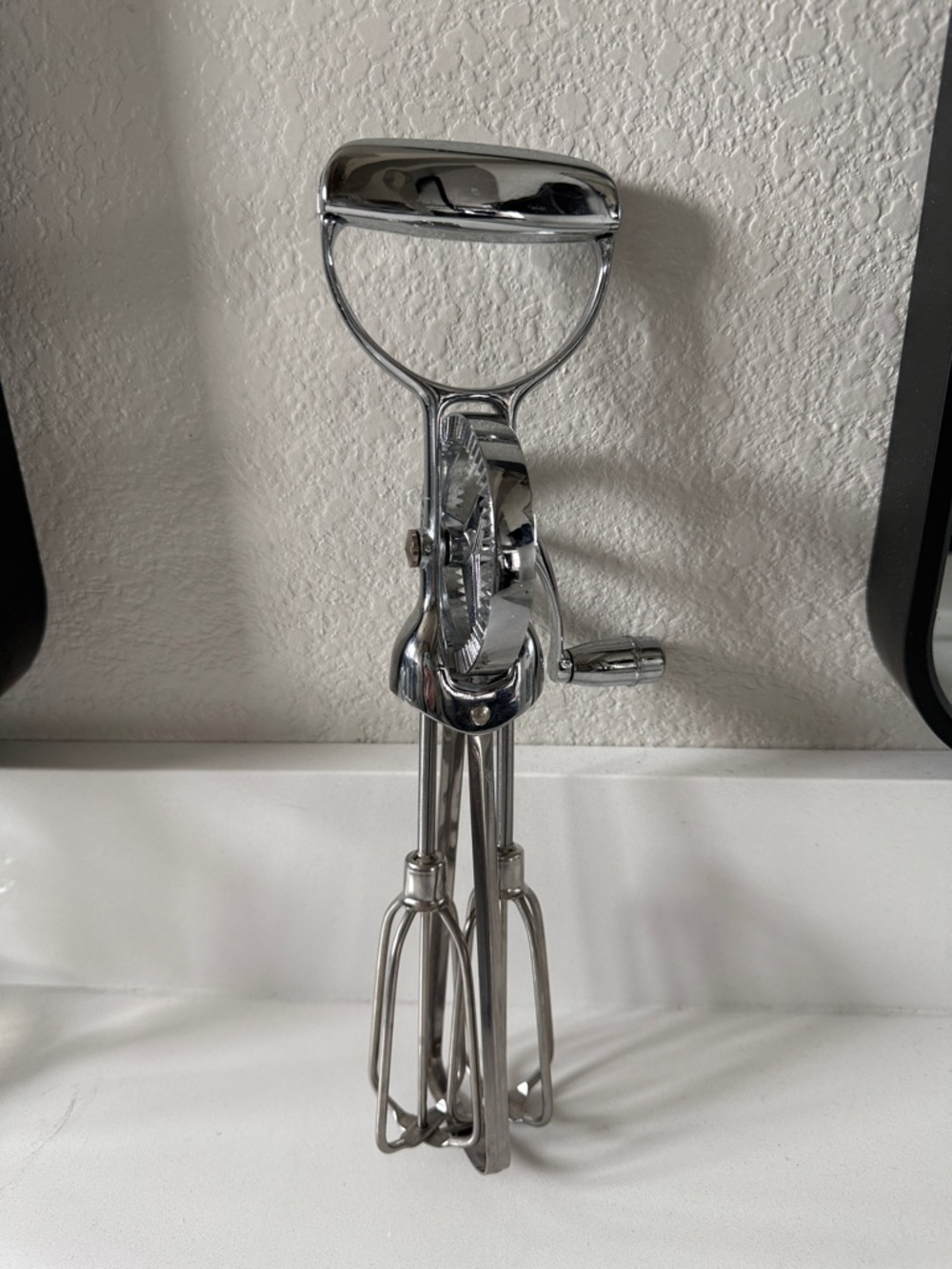 Manual Hand Mixer / Egg Beater / Hand Crank - Silver